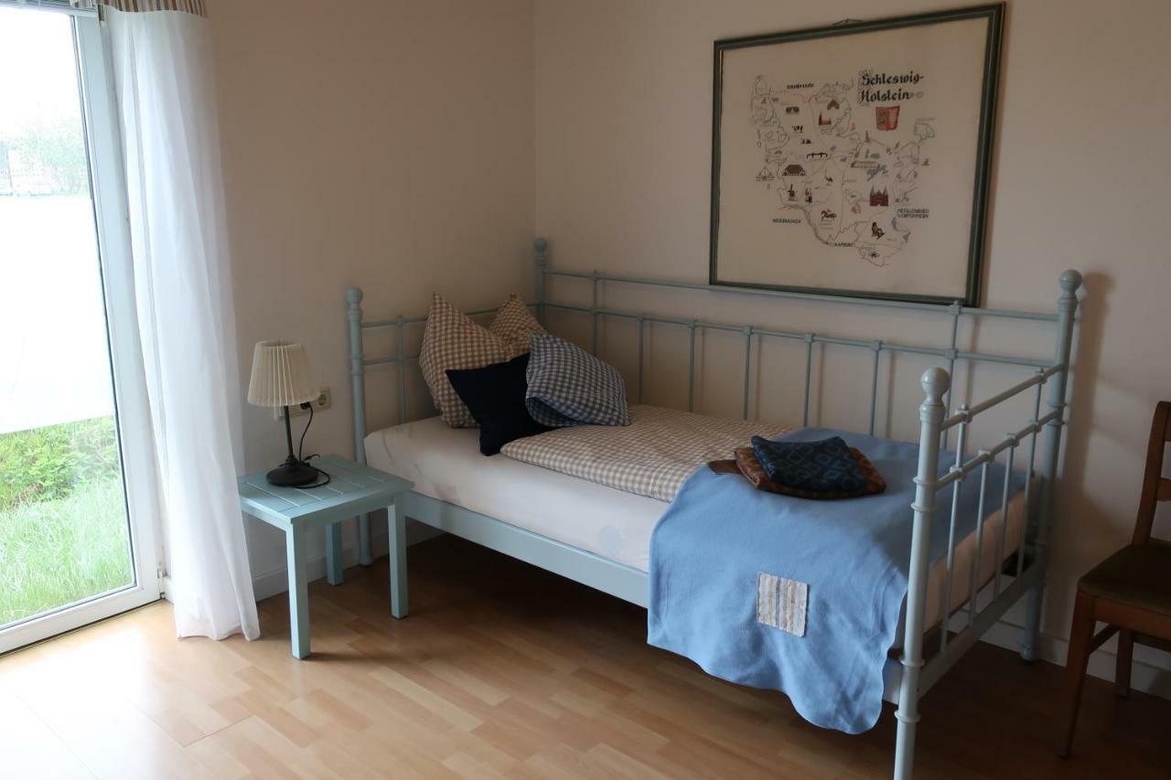 Ferienwohnung Rot Hohenfelde  Bagian luar foto